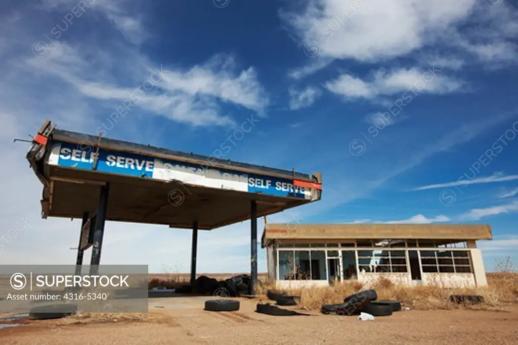Abandoned service station, Amarillo, Texas, USA