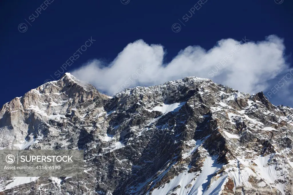 Nepal, Makalu-Barun National Park, West Face of Makalu