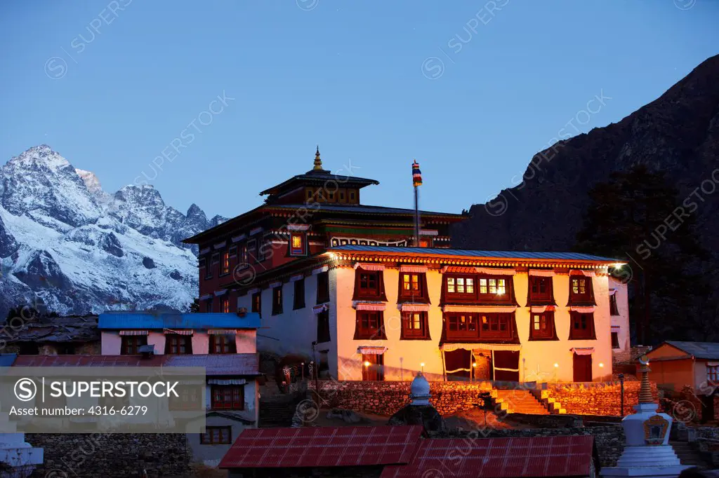 Nepal, Himalaya, Solukhumbu District, Khumbu, Tengboche, Tengboche Monastery at dawn