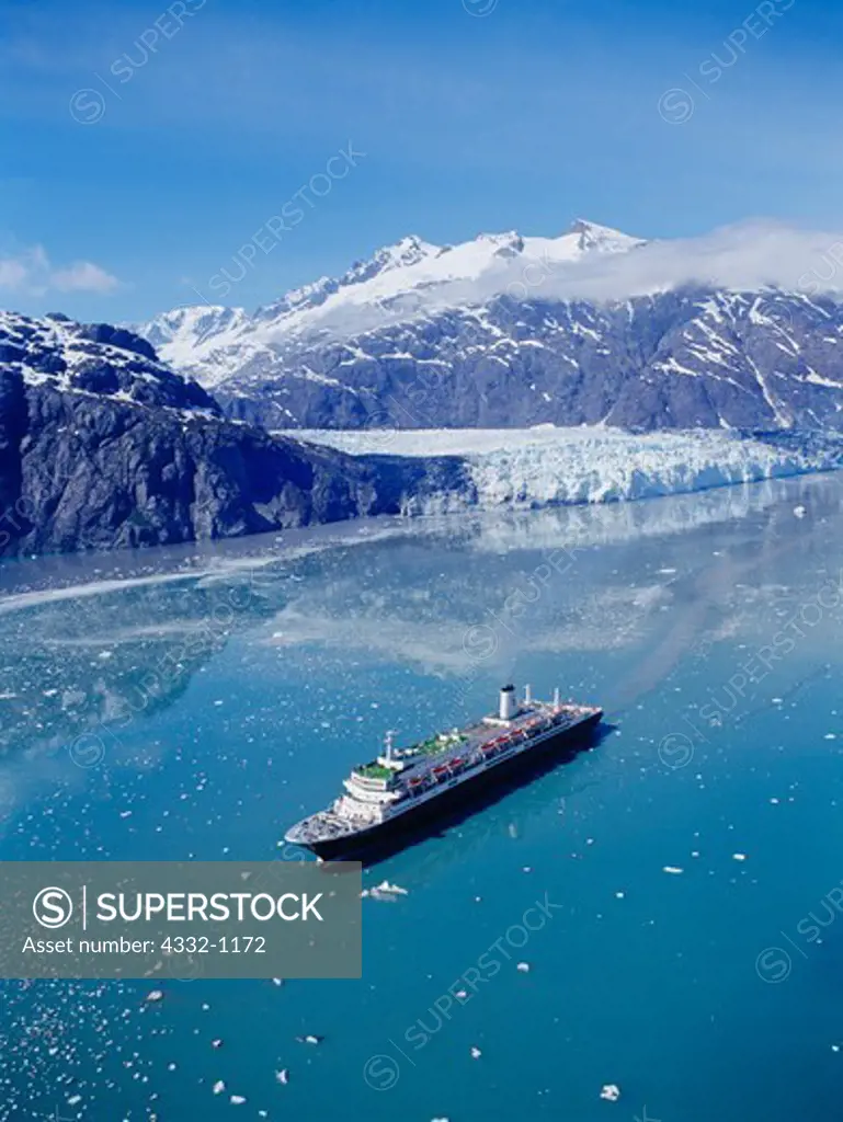 The Nieuw Amsterdam of Holland America Lines departing Margerie Glacier, Tarr Inlet, Glacier Bay National Park, Alaska.
