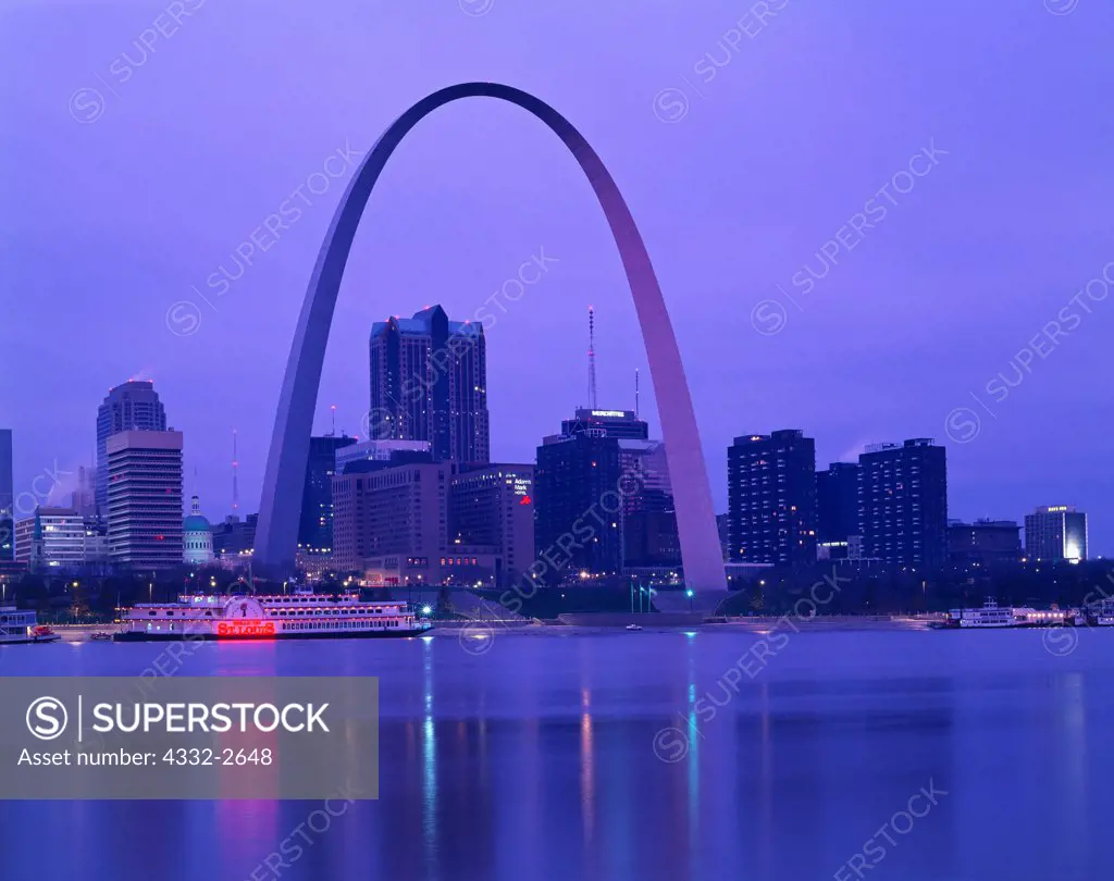 Jefferson National Expansion Memorial Gateway Arch and the city of St. Louis, Missouri across the Mississippi  River from East St. Louis, Illinois.