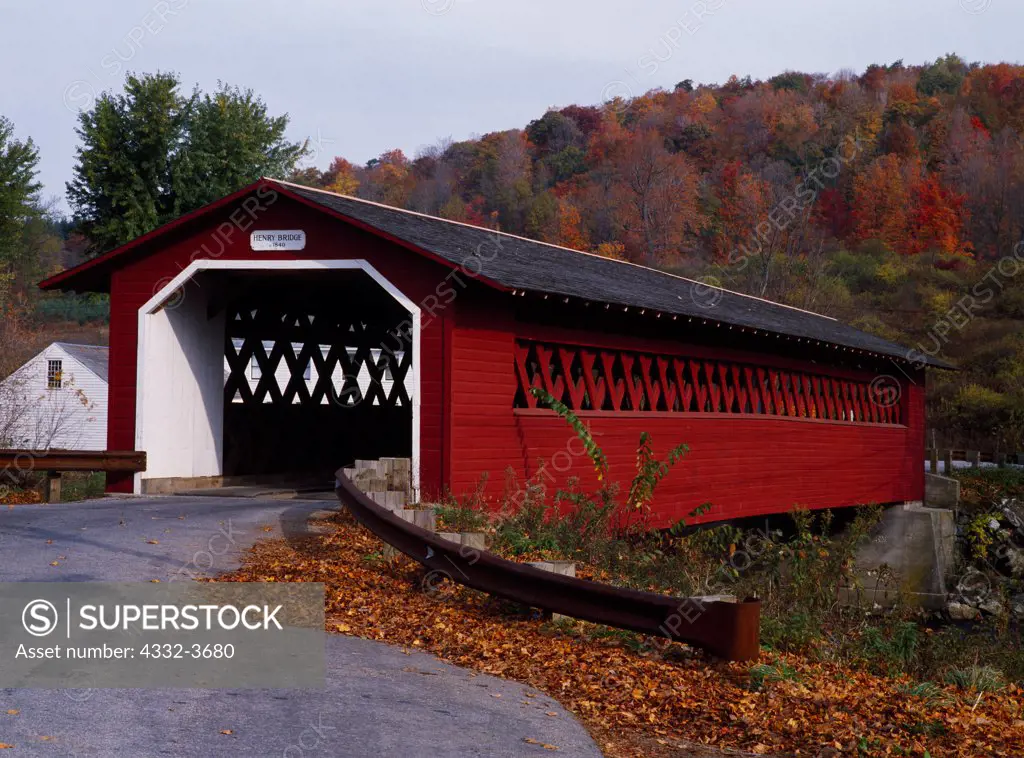 USA, Vermont, North Bennington, Silk Road Covered Bridge,'Henry Bridge,' built around 1840