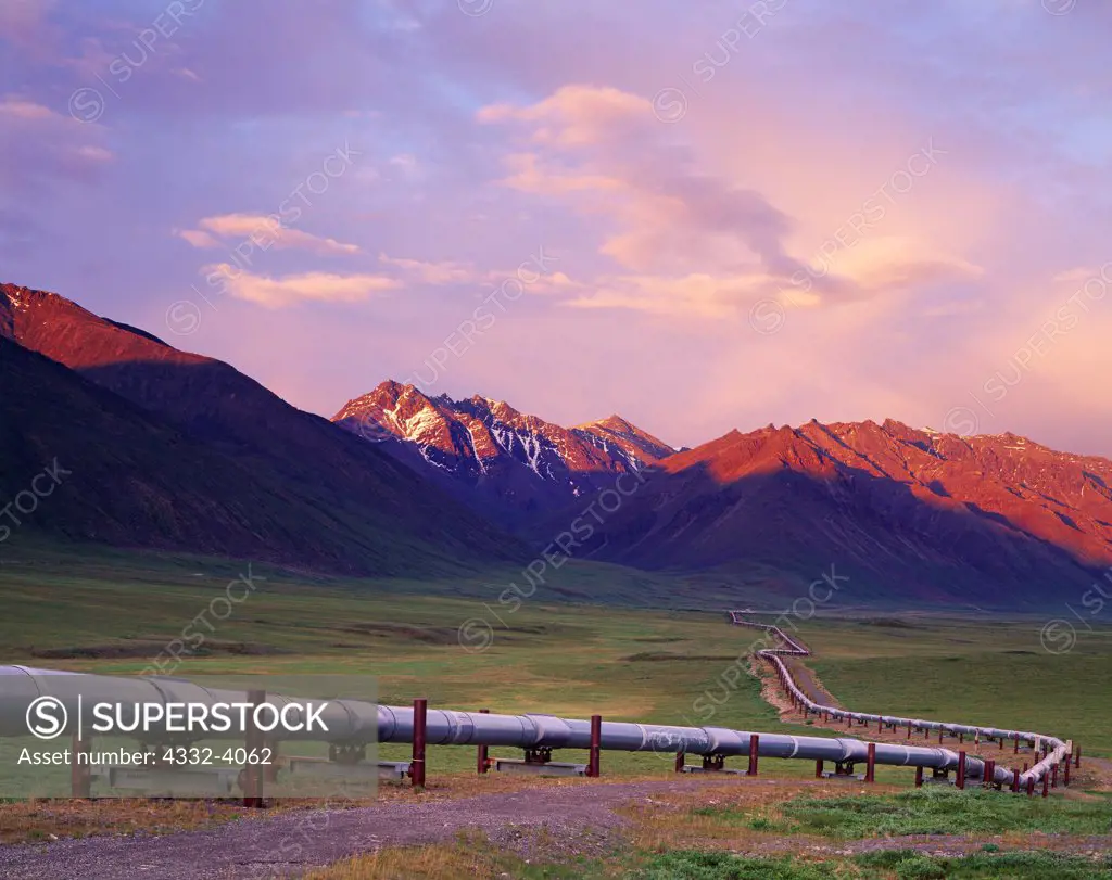 The Trans Alaska Pipeline south of Pump Station 4 with the Philip Smith Mountains of the Brooks Range beyond, Alaska.