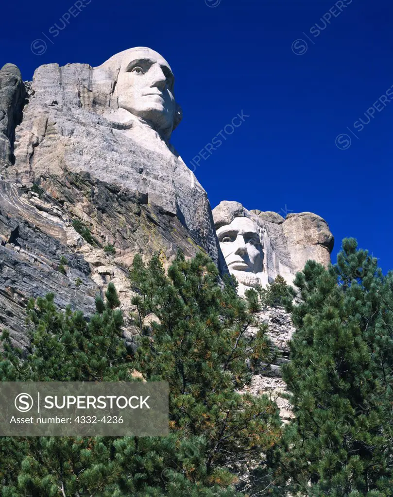 View of George Washington and Abraham Lincoln, Mount Rushmore National Memorial, South Dakota.
