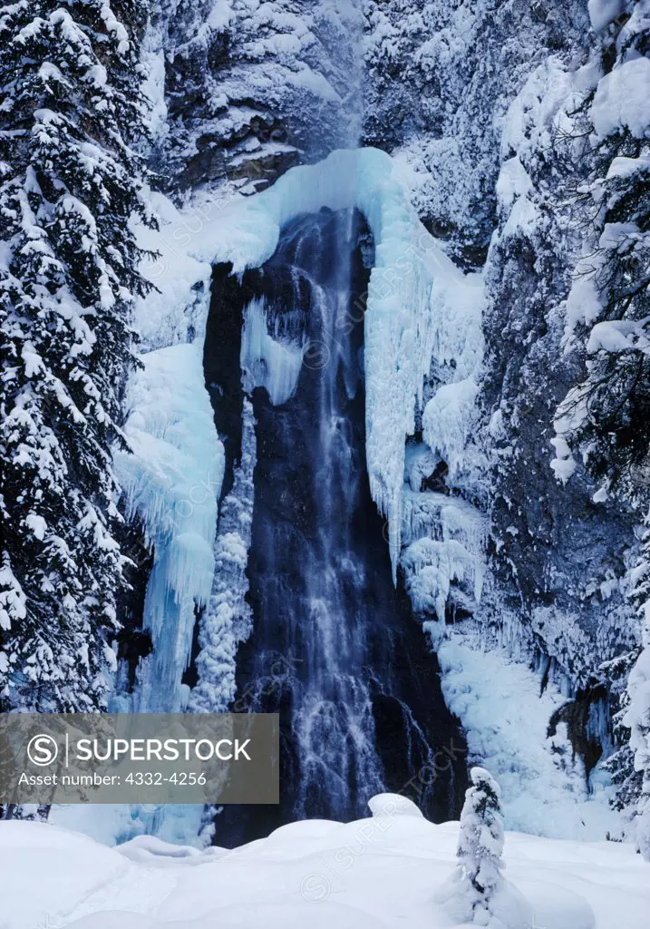 Fairy Falls in winter, Yellowstone National Park, Wyoming.