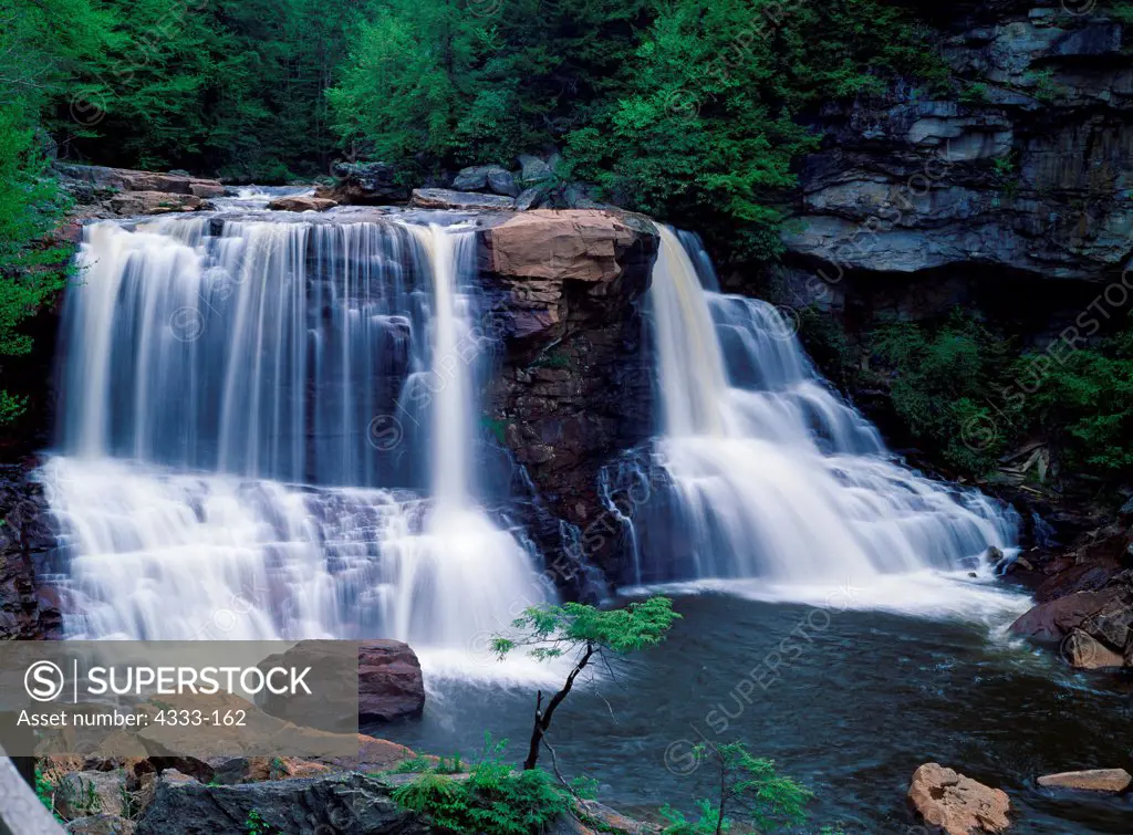 USA, West Virginia, Blackwater Falls State Park, Blackwater Falls
