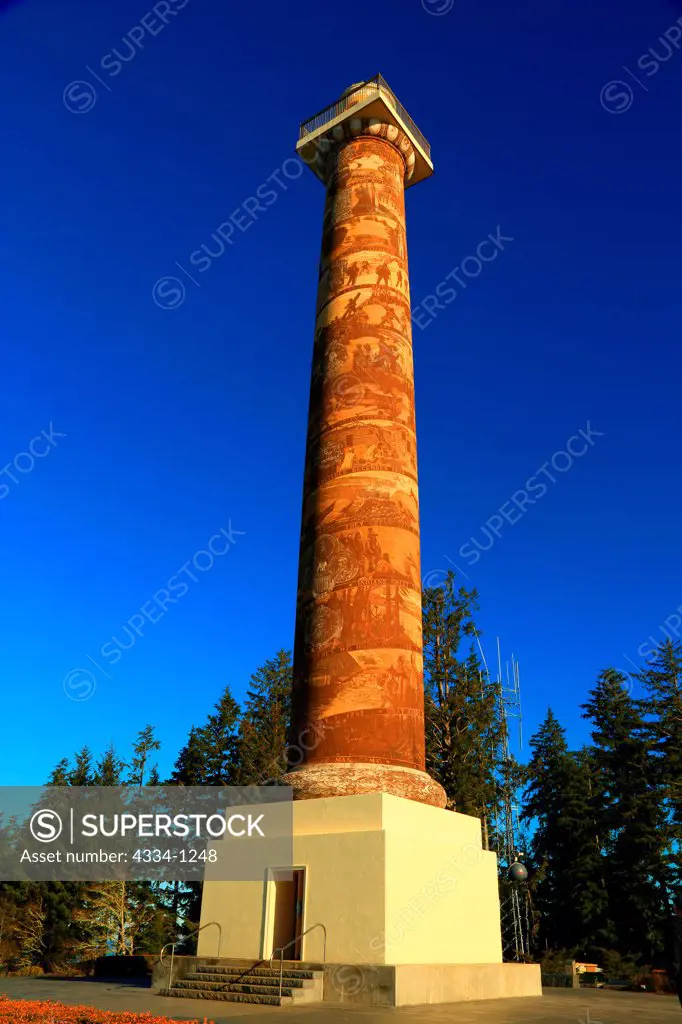 USA, Oregon, Astoria, View of Astoria Column
