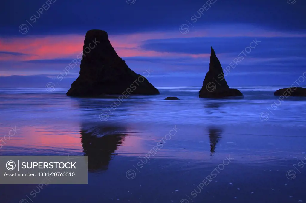 Pre-Dawn Sunrise Over The Sea Stacks on Face Rock Beach in Bandon Along the Southern Oregon Coast
