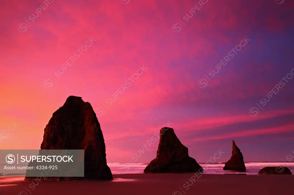 Sunrise on Face Rock Beach