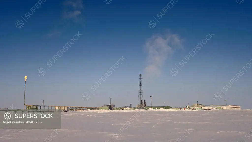 Oil and Gas Facility on Eastern Prudhoe Bay
