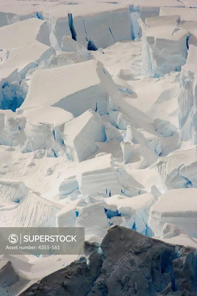 A Massive Jumble of Glacial Ice