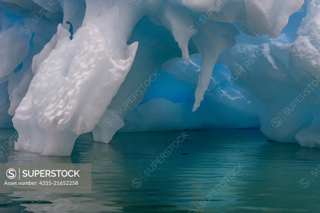 Pleneau Bay is home to an incredible collection of icebergs in an area known as Iceberg Graveyard where icebergs of all shapes and sizes have drifted from locations as far south as the Ross Ice Shelf.