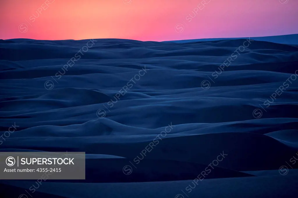 Namibia, Serra Cafema, Sunset in Namib Desert