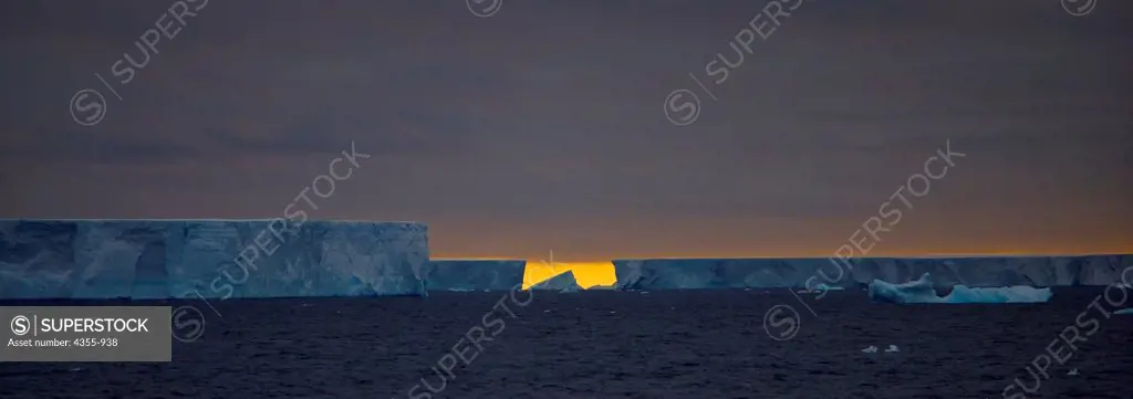 Large Tabular Icebergs in the Scotia Sea