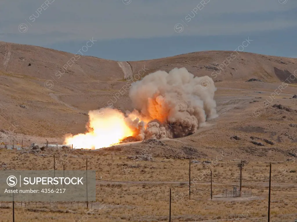 Largest Rocket in the World Successfully Test Fired in Utah Desert