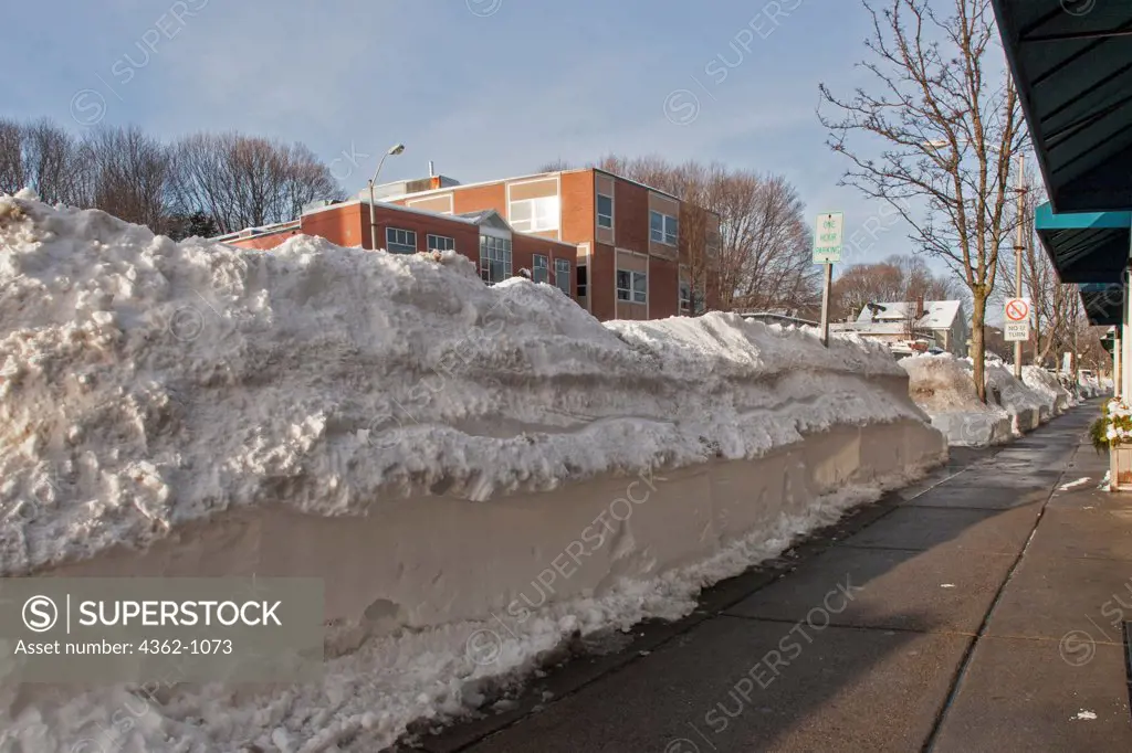 USA, Massachusetts, Belmont, View along Leonard Street at winter