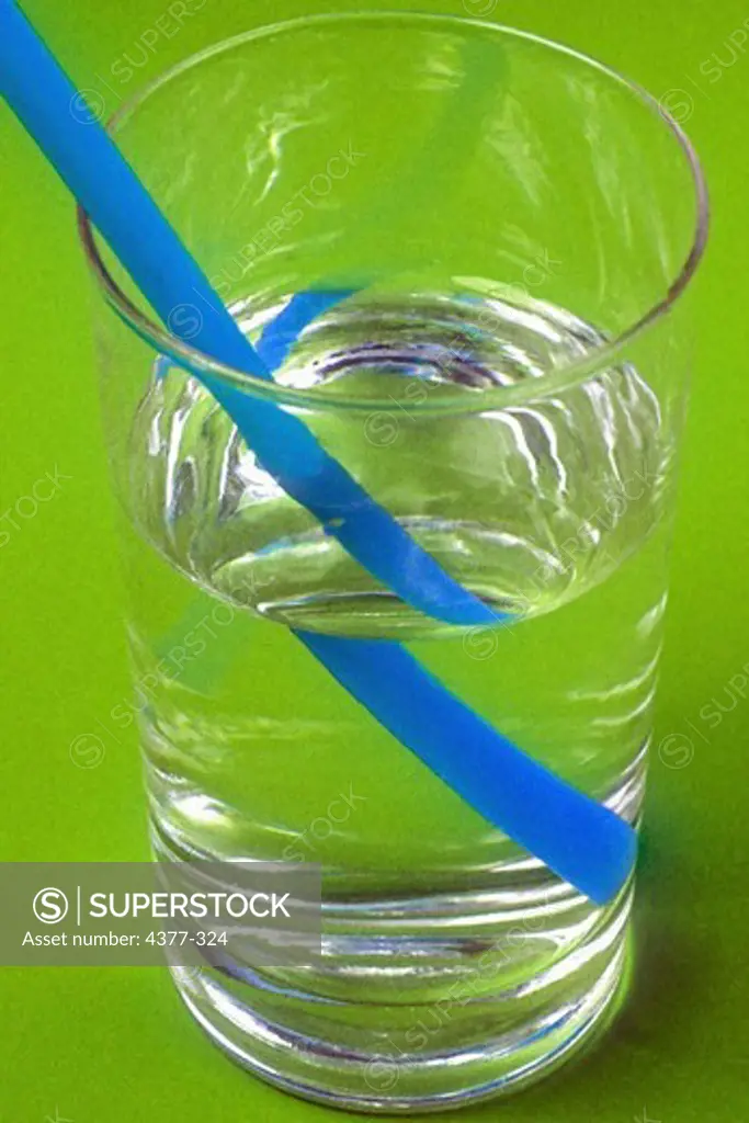 Optical Displacement of Straw in Glass of Water