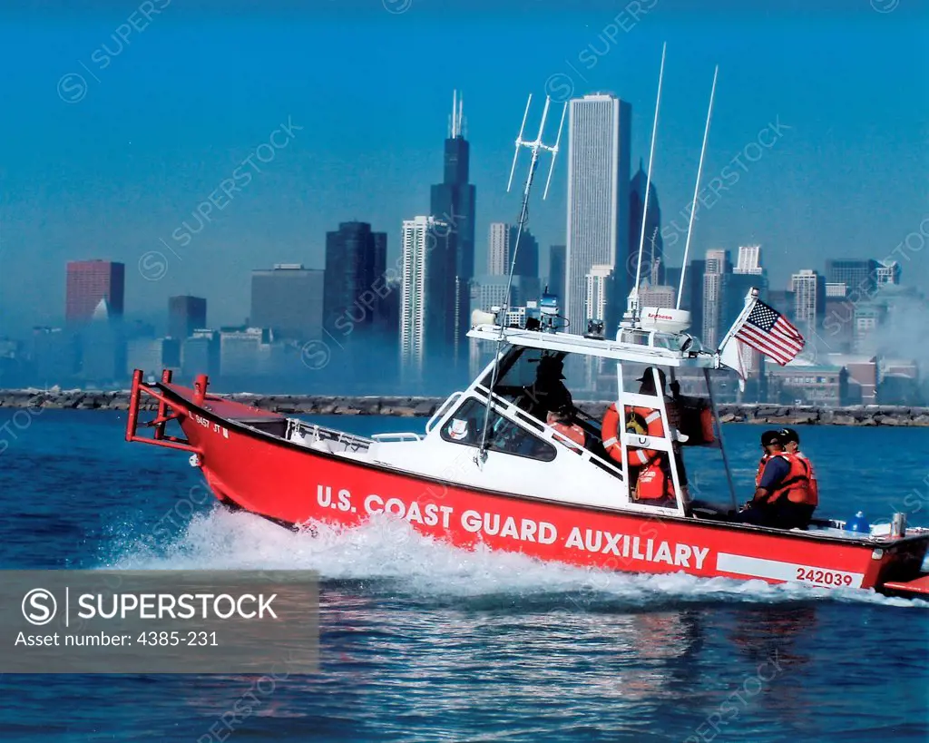 PI-SAR 242039 operated by Flotilla 26 out of USCG Station Wilmette Harbor patrols the Chicago waterfront.