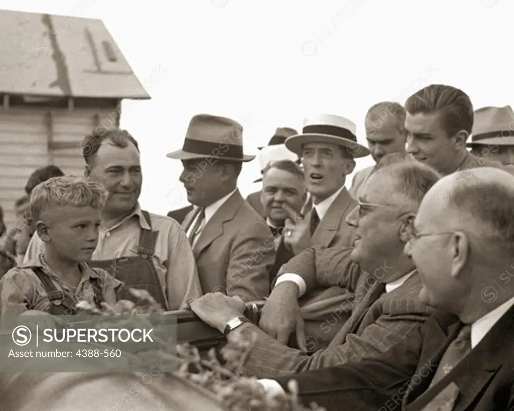 Roosevelt Visiting Farmers