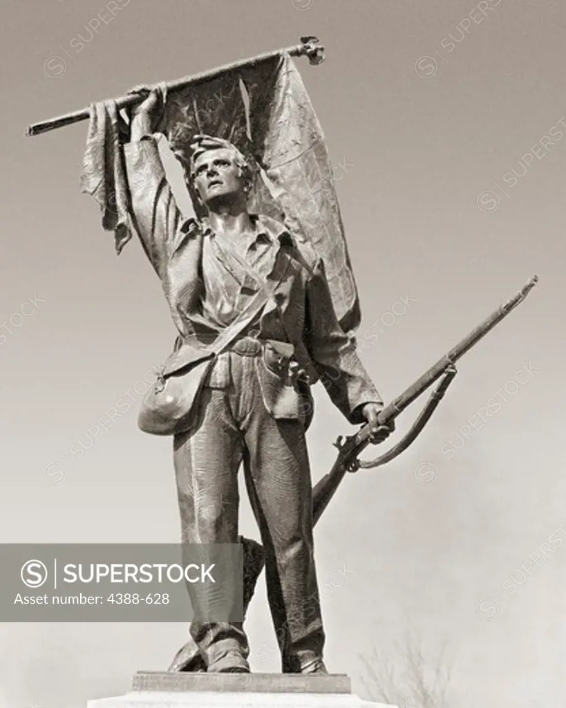 Statue at Rhode Island Memorial