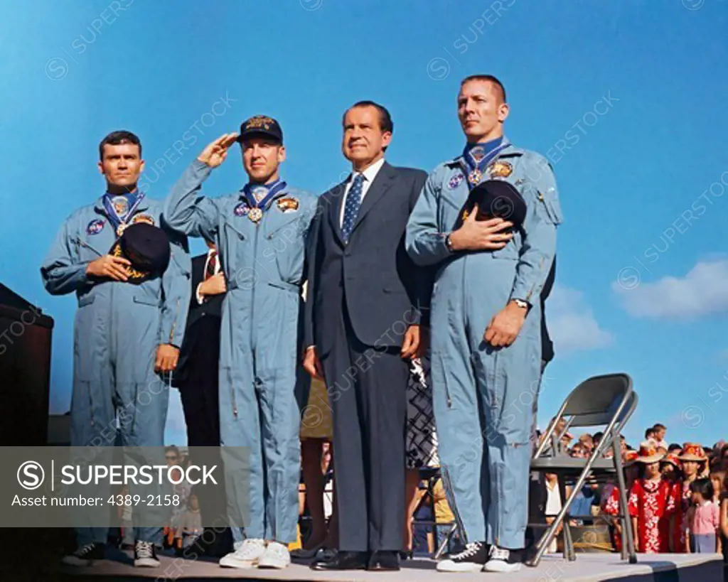 Nixon and Apollo 13 Crew