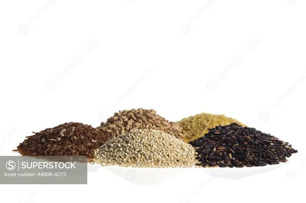 Unpolished rice, quinoa and wheat.