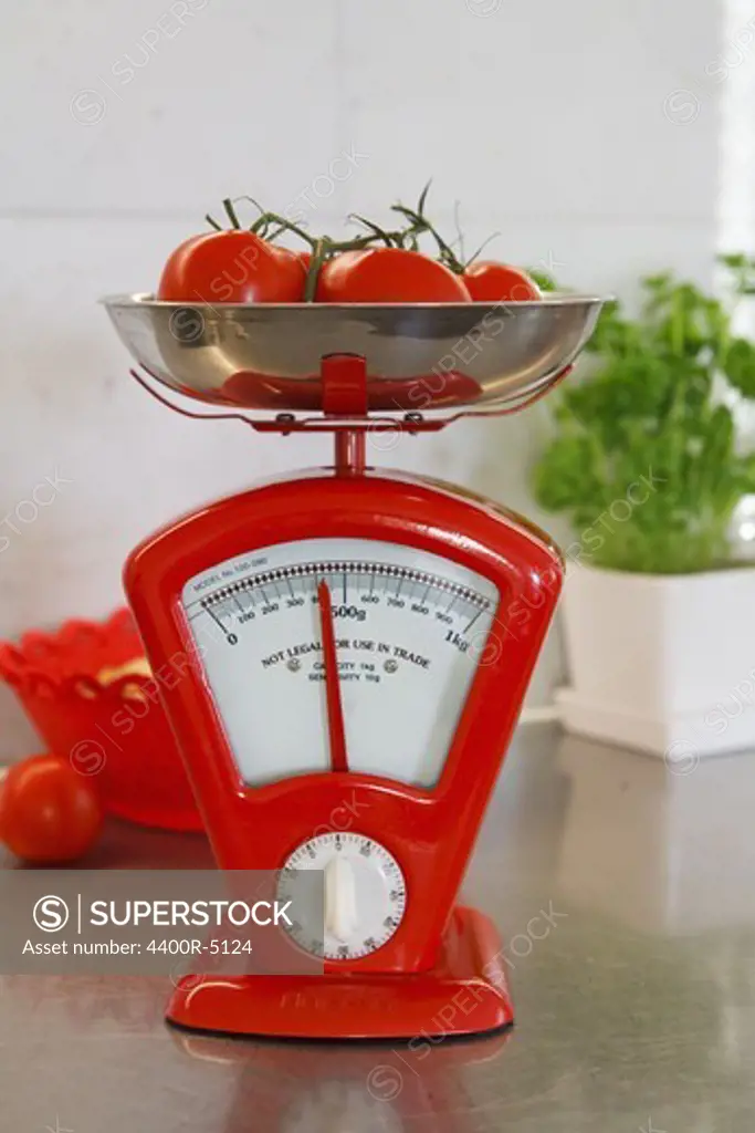Tomatoes on scales