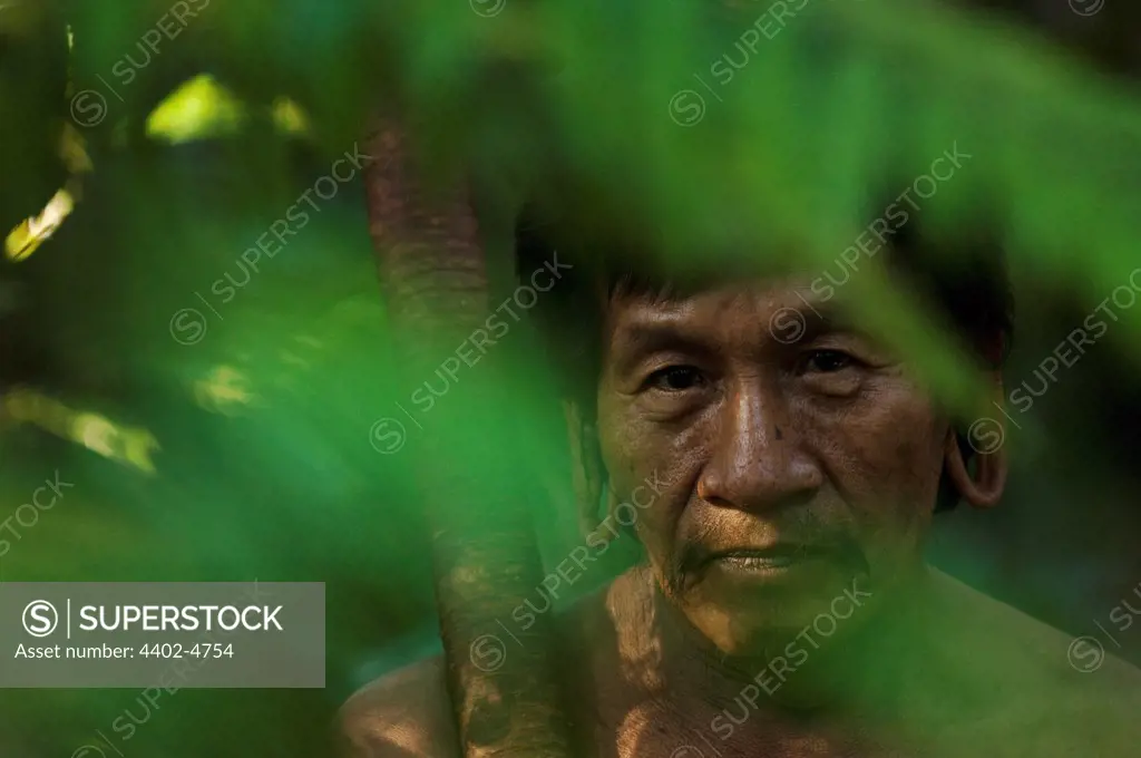 Huaorani Indian, Mipo Wira. Gabaro Community, Yasuni National Park, Amazon rainforest, Ecuador, South America.