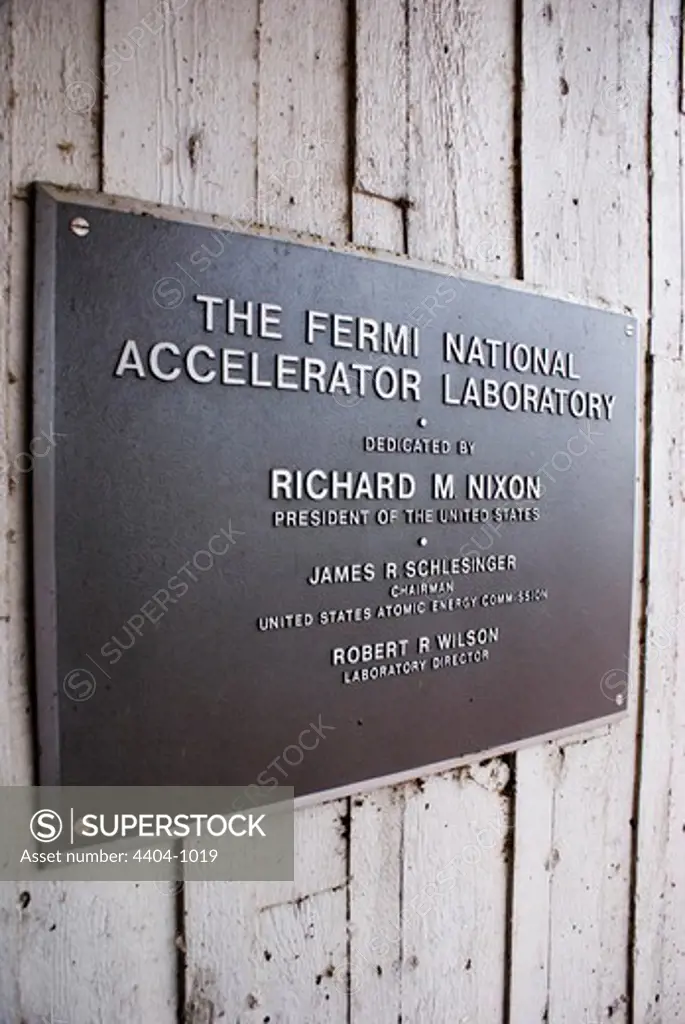 USA, Illinois, Batavia, Fermi National Accelerator Laboratory, Sign at entrance to Wilson Hall