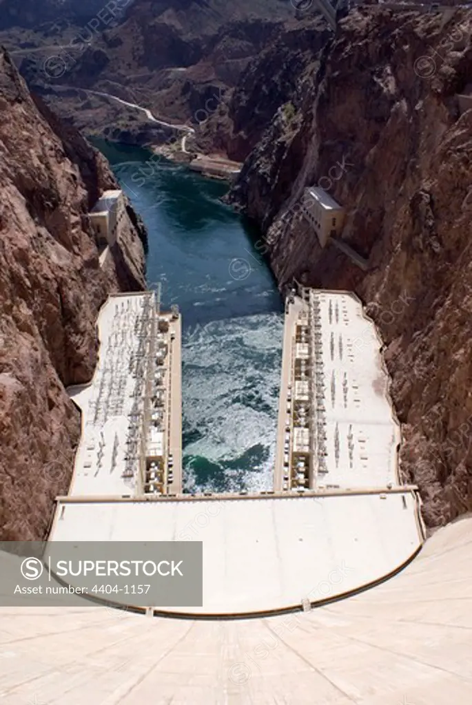 USA, Arizona/Nevada, Hoover Dam lower cofferdam and powerplant tailrace