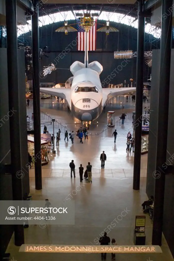 USA, Virginia, Dulles, National Air and Space Museum, Space Shuttle Enterprise & Tracking and Data Relay Satellite (TDRS)