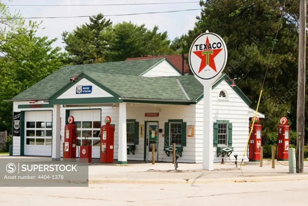 USA, Illinois, Dwight, Restored Ambler-Becker gas station