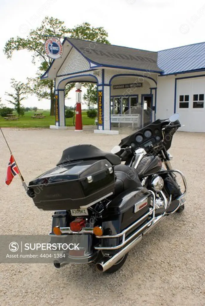USA, Illinois, Odell, Vintage motorcycle at restored gas station