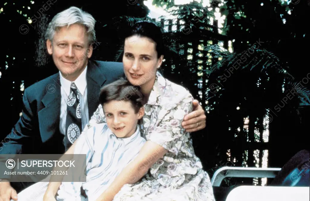 ANDIE MACDOWELL and BRUCE DAVISON in SHORT CUTS (1993), directed by ROBERT ALTMAN.