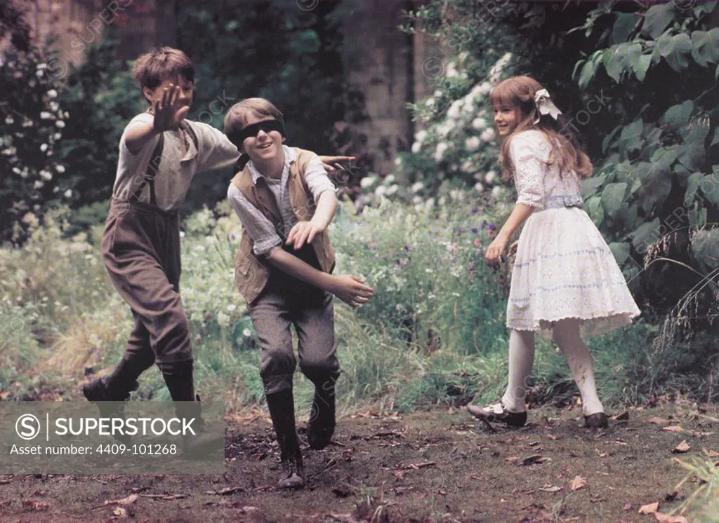 KATE MABERLY, ANDREW KNOTT and HEYDON PROWSE in THE SECRET GARDEN (1993), directed by AGNIESZKA HOLLAND.
