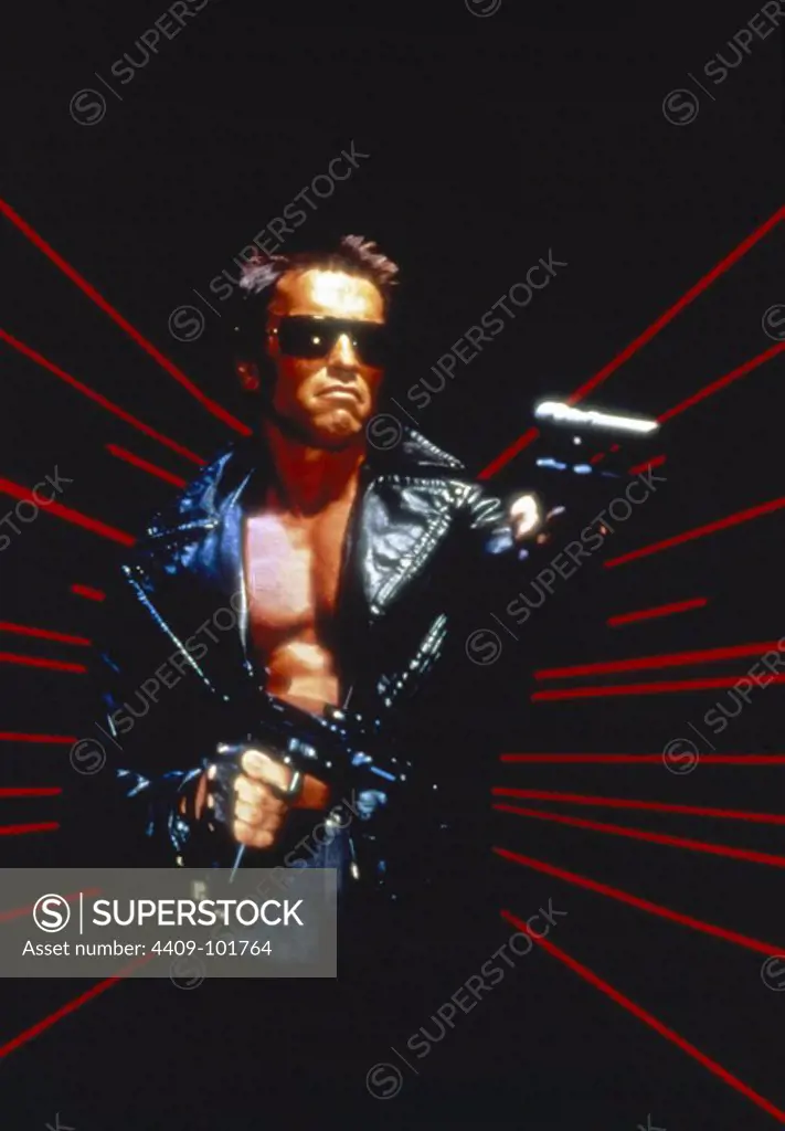 ARNOLD SCHWARZENEGGER in THE TERMINATOR (1984), directed by JAMES CAMERON.