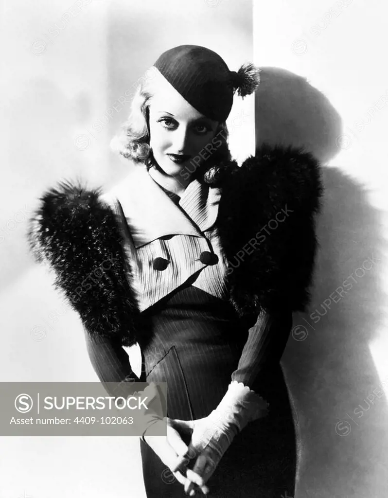 BETTE DAVIS in FASHIONS OF 1934 (1934), directed by WILLIAM DIETERLE. Custome by Orry-Kelly.