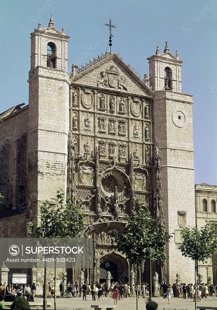 FACHADA RETABLO DE LA IGLESIA DE SAN PABLO DE VALLADOLID - 1490 - GOTICO TARDIO. Author: COLONIA SIMON TALLER-TALLER DE SIMON DE COLONIA. Location: ST. PAUL'S CHURCH. Valladolid. SPAIN.