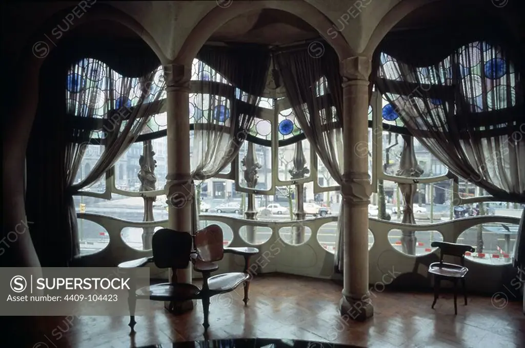 INTERIOR DEL MIRADOR DE LA CASA BATLLO - SIGLO XX. Author: ANTONIO GAUDI. Location: CASA BATLLO. SPAIN.