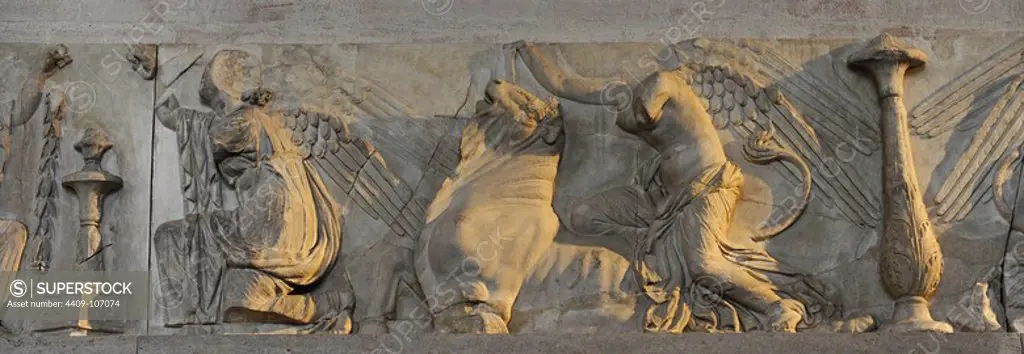 Roman art. Victory goddesses decorate candelabras and sacrifice bulls. Part of the frieze from the central building of Trajan's Forum in Rome completed in 112 AD. Glyptothek. Munich. Germany.