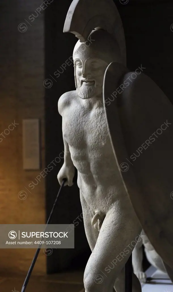 East Pediment's Group of the Temple of Aegina, Aphaia, Greece. Reconstruction of a warrior. 19th century. Glyptothek Museum. Munich. Germany.