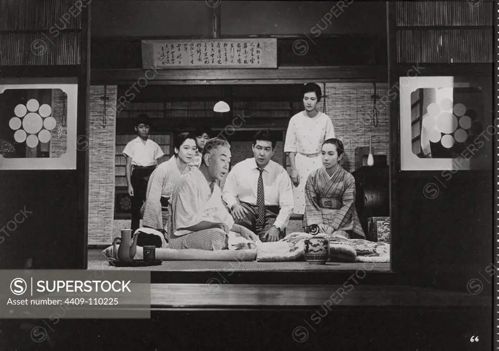 EARLY AUTUMN (1961) -Original title: KOHAYAGAWA-KE NO AKI-, directed by YASUJIRO OZU.