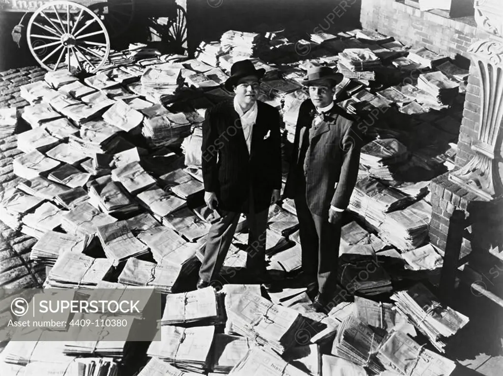 JOSEPH COTTEN and ORSON WELLES in CITIZEN KANE (1941), directed by ORSON WELLES.