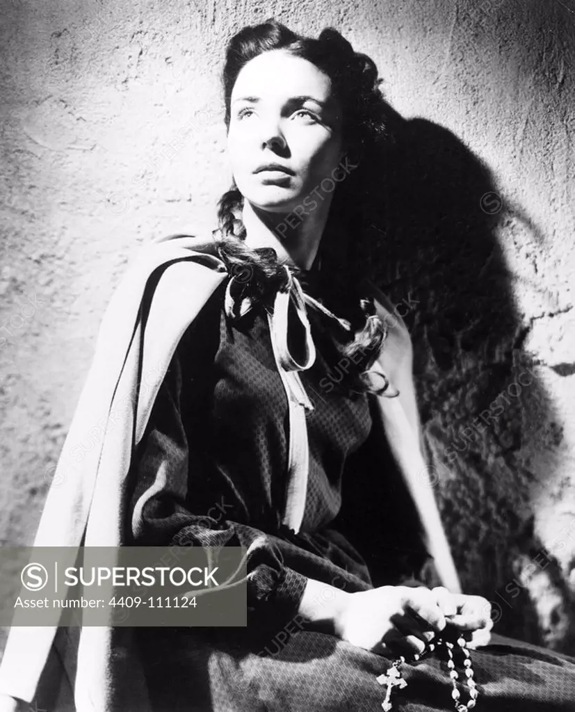 JENNIFER JONES in THE SONG OF BERNADETTE (1943), directed by HENRY KING.
