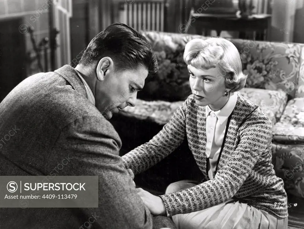RONALD REAGAN and DORIS DAY in THE WINNING TEAM (1952), directed by LEWIS SEILER.