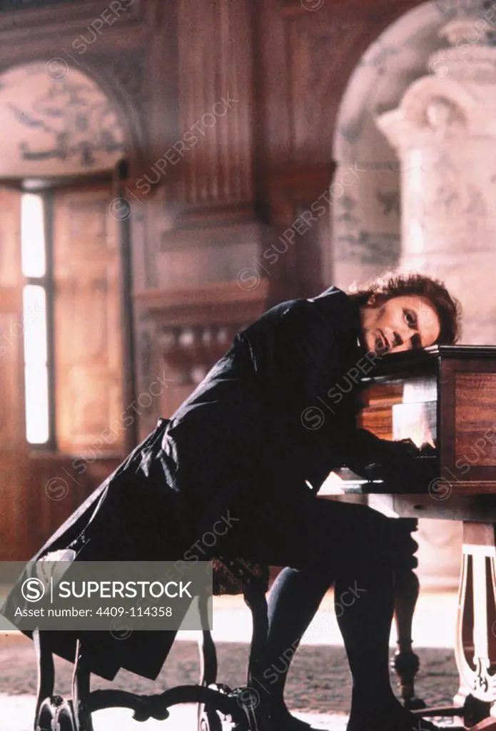 GARY OLDMAN in IMMORTAL BELOVED (1994), directed by BERNARD ROSE.