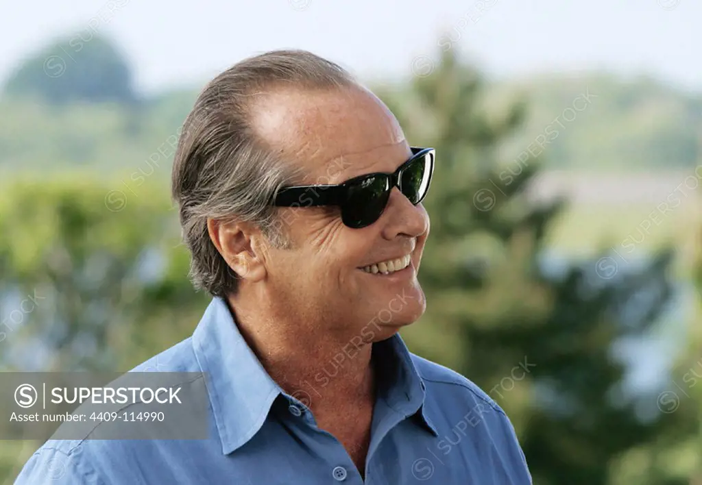JACK NICHOLSON in SOMETHING'S GOTTA GIVE (2003), directed by NANCY MEYERS.
