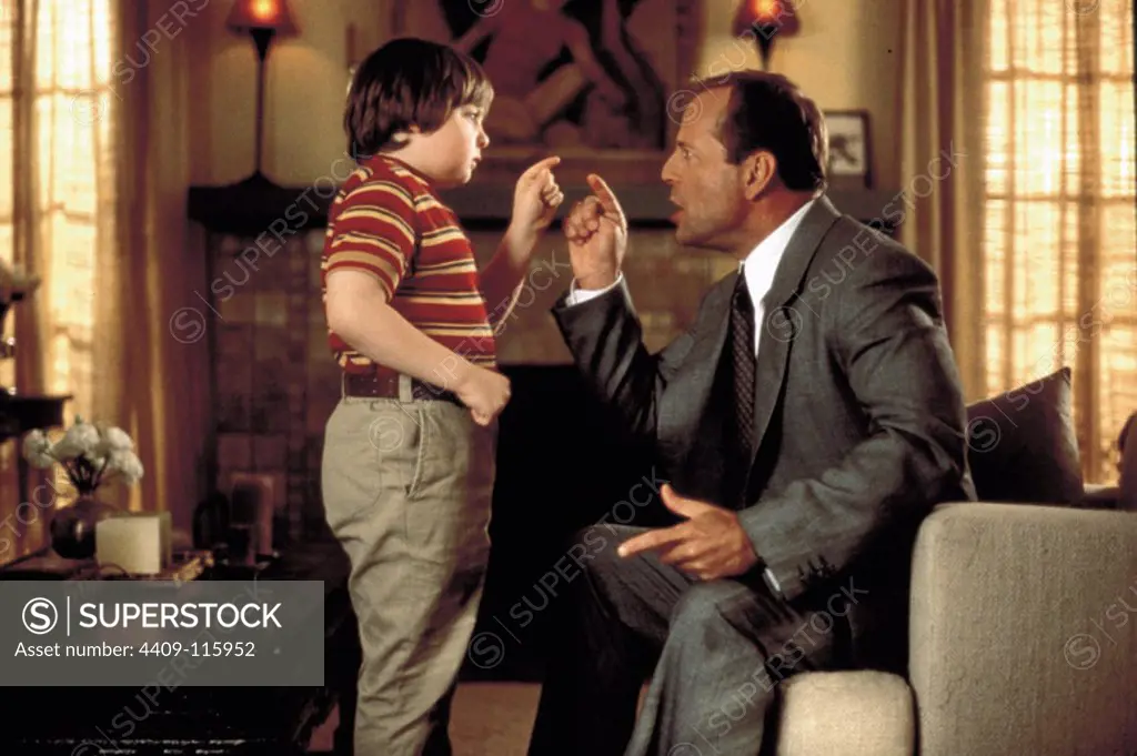 BRUCE WILLIS and SPENCER BRESLIN in THE KID (2000), directed by JON TURTELTAUB.