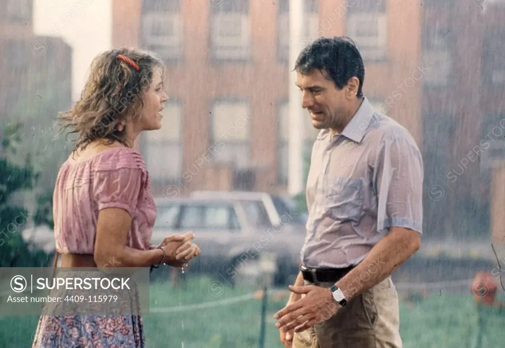 JANE FONDA and ROBERT DE NIRO in STANLEY & IRIS (1990), directed by MARTIN RITT.