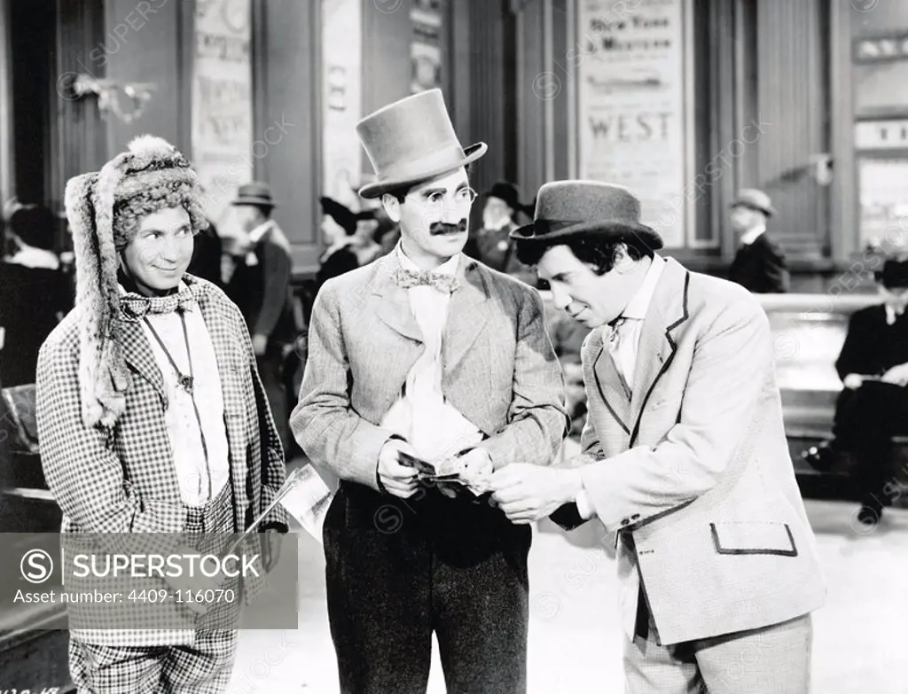 HARPO MARX, THE MARX BROTHERS, CHICO MARX and GROUCHO MARX in GO WEST (1940), directed by EDWARD BUZZELL.